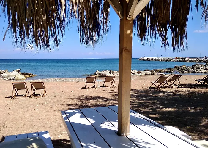 アパート Sarantakis